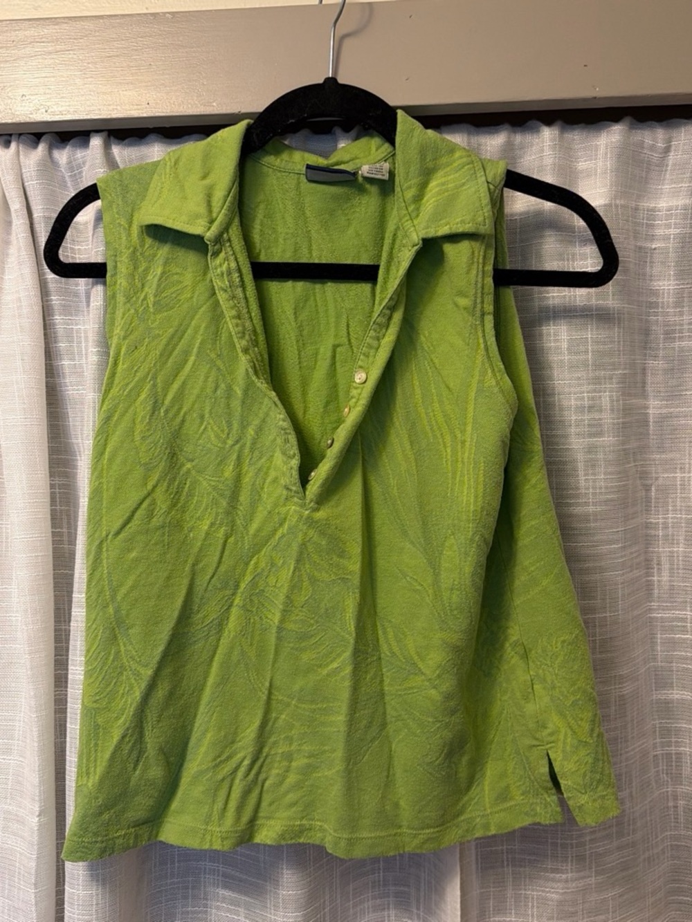 Caribbean Joe Lime Green Sleeveless Collared V-Neck Tank